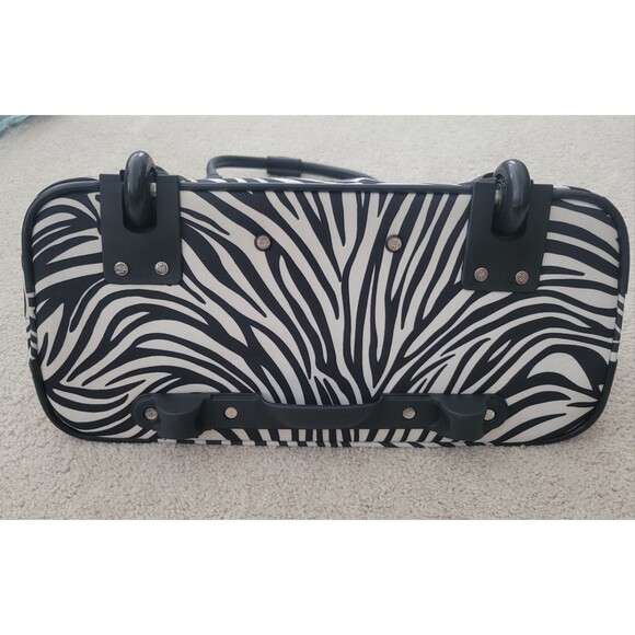 NWT Calpak Zany 21" Laptop   Carry On Luggage Bag Zebra 21X14X8.5" Easy Carry - Picture 5 of 11
